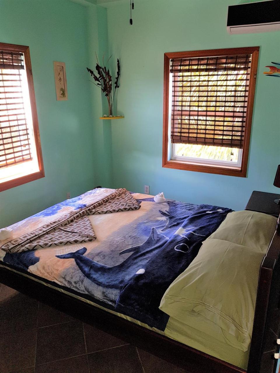 Slo-N-Ez Villa Terrace Caye Caulker Esterno foto